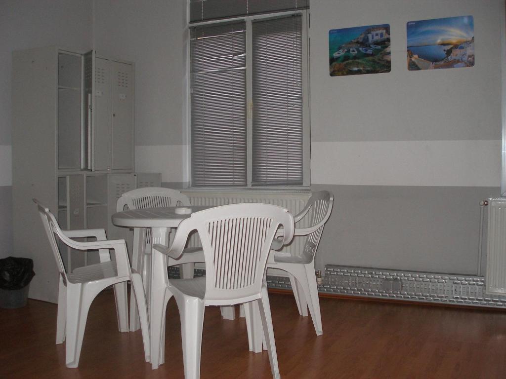 Kretan Hostel Bükreş Dış mekan fotoğraf