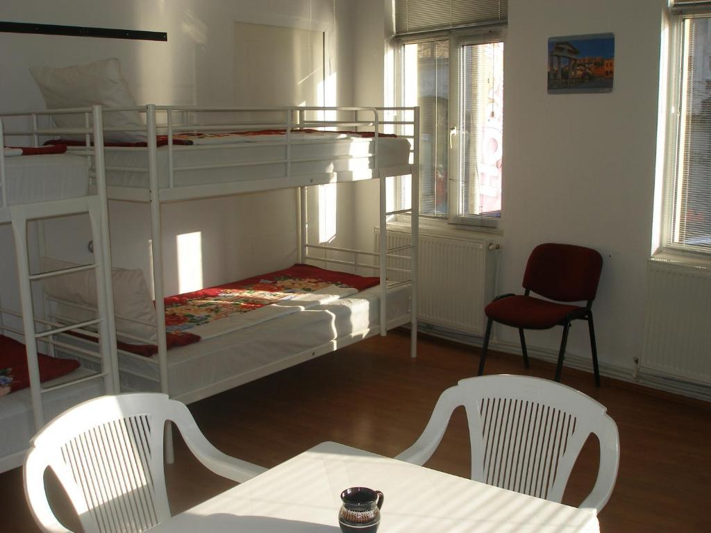 Kretan Hostel Bükreş Oda fotoğraf