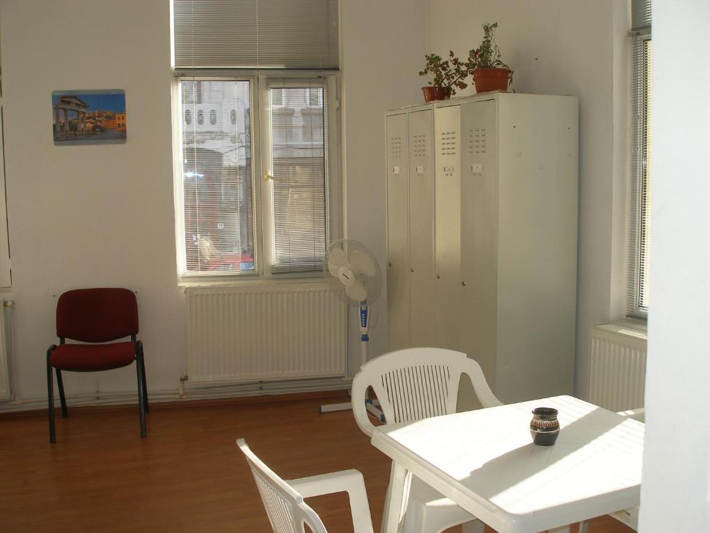 Kretan Hostel Bükreş Oda fotoğraf