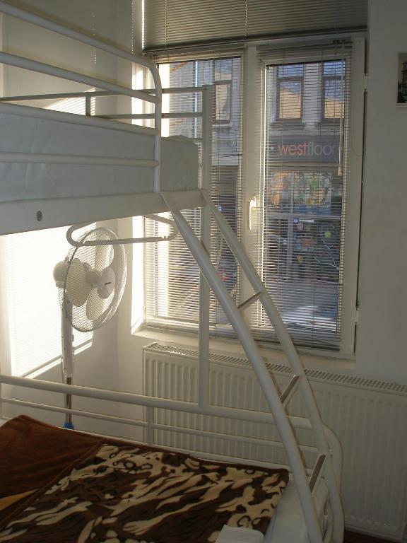 Kretan Hostel Bükreş Dış mekan fotoğraf