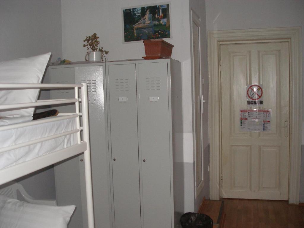 Kretan Hostel Bükreş Oda fotoğraf